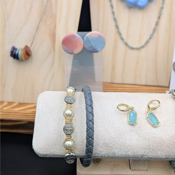 Ocean Breeze / Coastal Calm Jewelry Collection – 12 Pieces - Picture 4 of 8